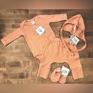 Kate Quinn full (unisex) 0-3 mo outfit with little booties and hat